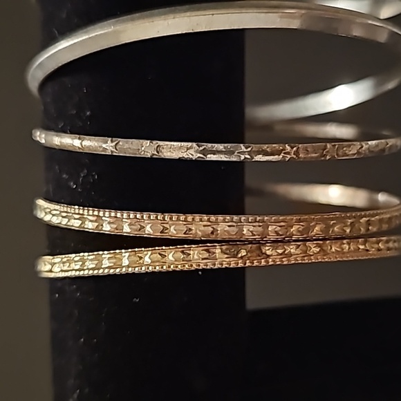 Lot of 11 Various Bangles - 9" Inner Circumference - Picture 4 of 5